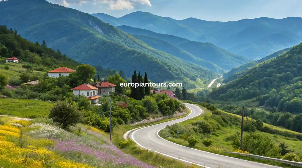 كم تبعد تيرانا عن شكودر