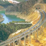 كم تبعد مدريد عن فالنسيا